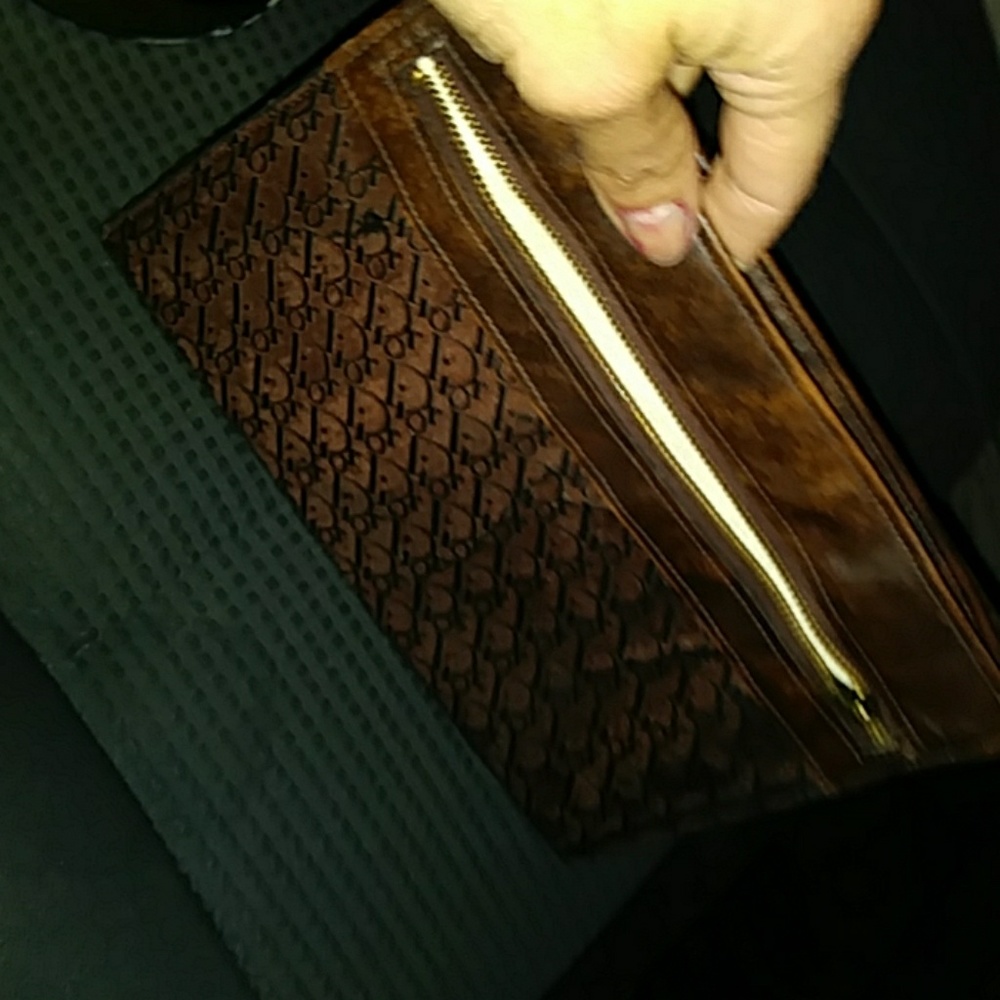 Vintage Dior makeup bag - Picture 3 of 3